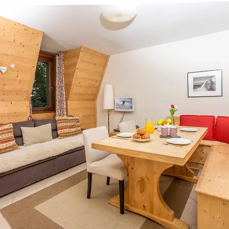 In Centre-ville By Interhome Appartement Chamonix
